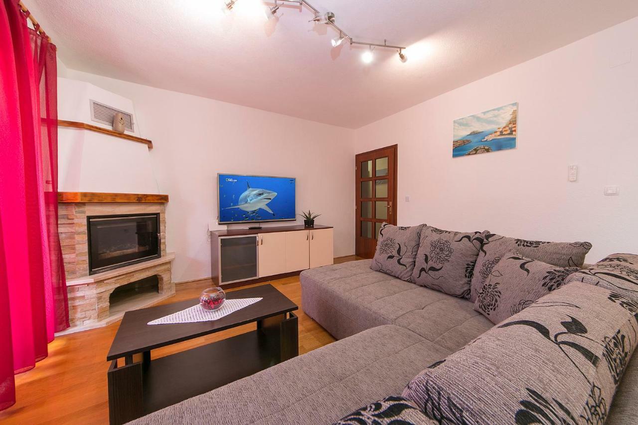 Apartment Marina Макарска Экстерьер фото